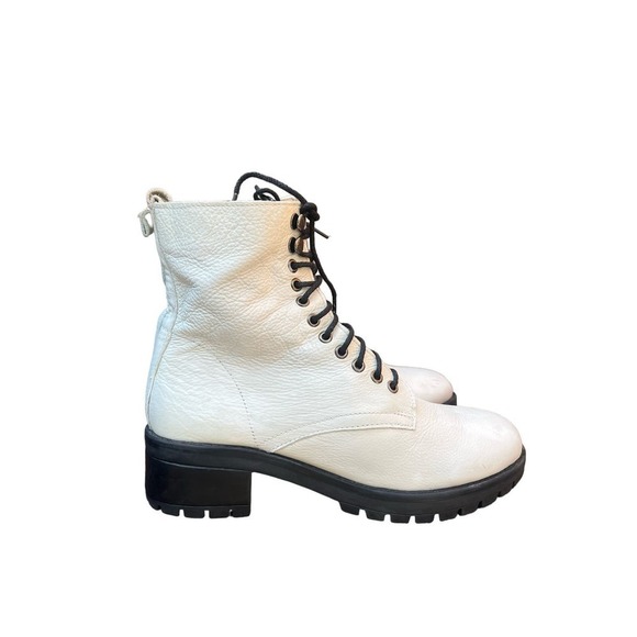 UO Gorpcore Zoe Leather Combat Boot - Picture 2 of 7